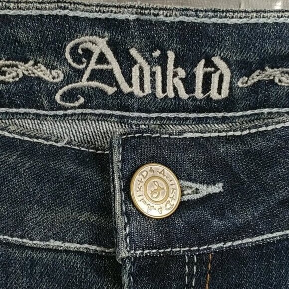 Adiktd Women's Dark Blue Straight Leg Embroidered Pockets Jeans Plus Size 33 L - Picture 3 of 8